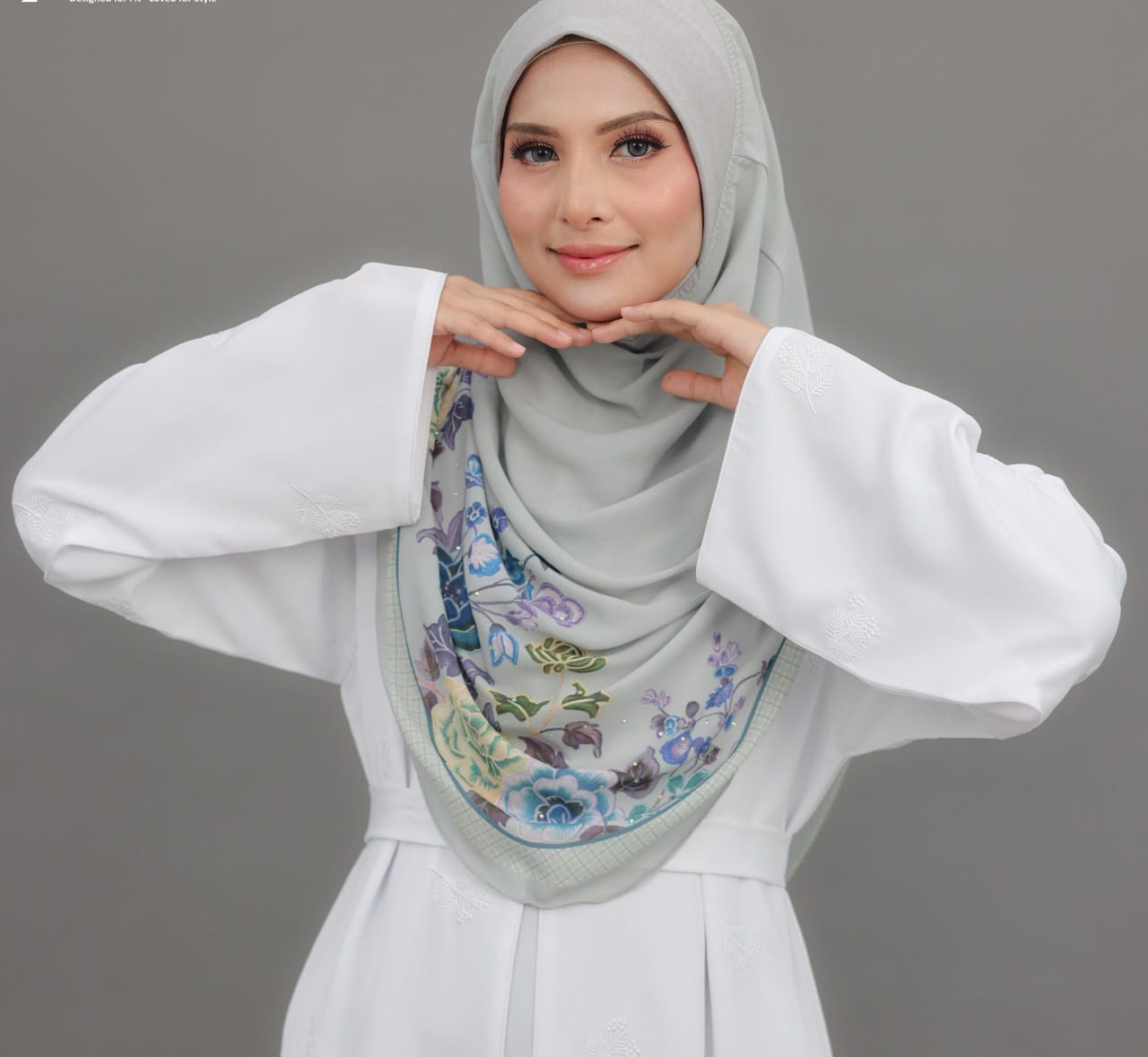 PALE GREEN RANIA SCARF