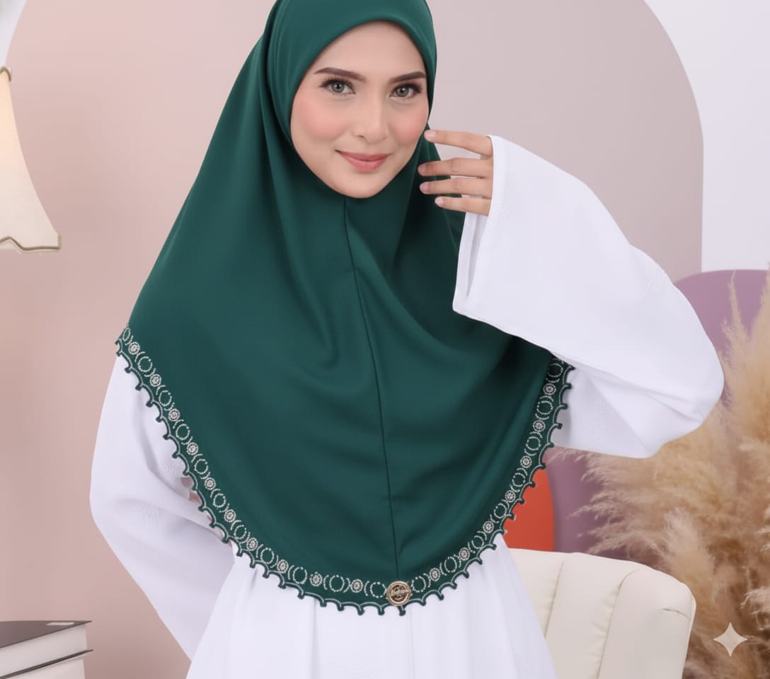 GREEN MAVISHA SCARF