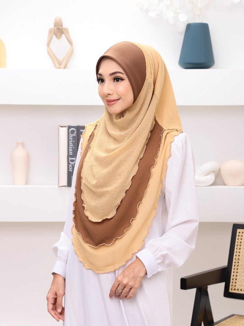 CREAM AINA SCARF