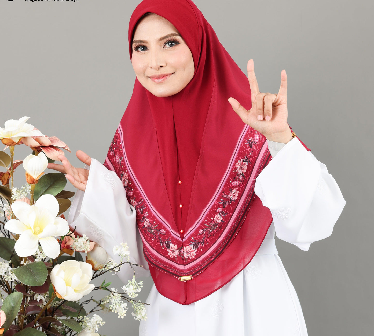 RED NORA ADULT SCARF