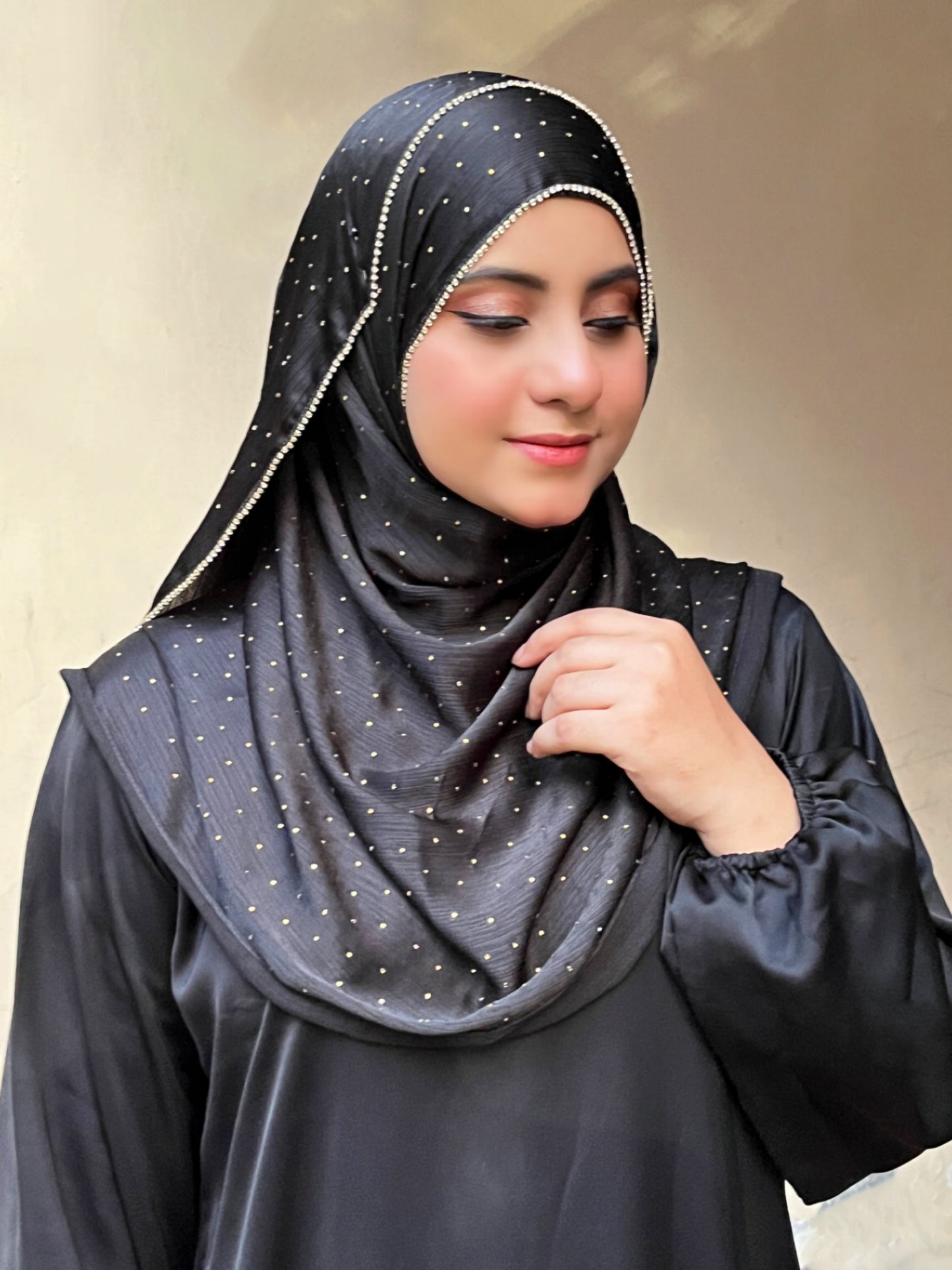 BLACK LUXE HIJAB