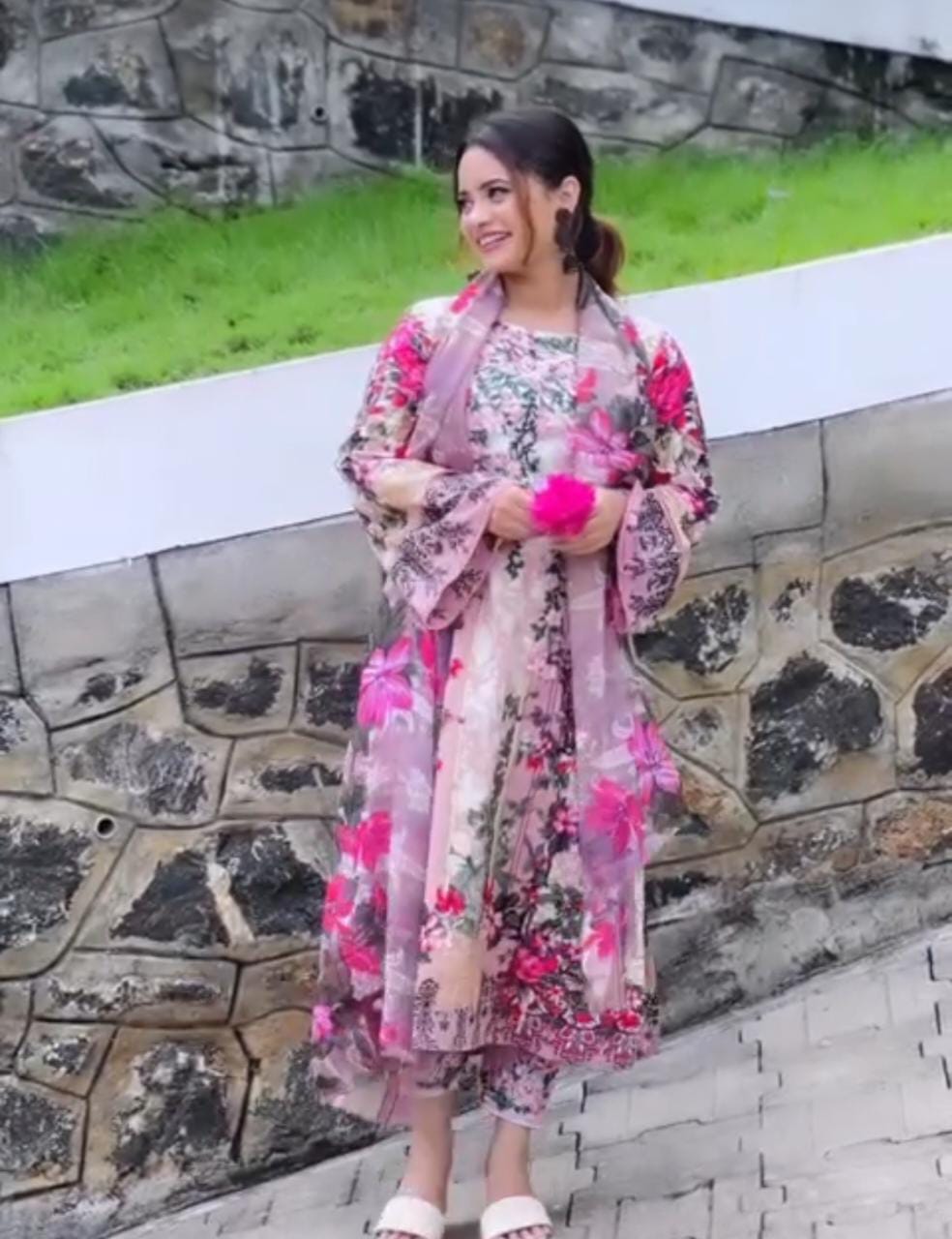 HARSHA PINK SUIT