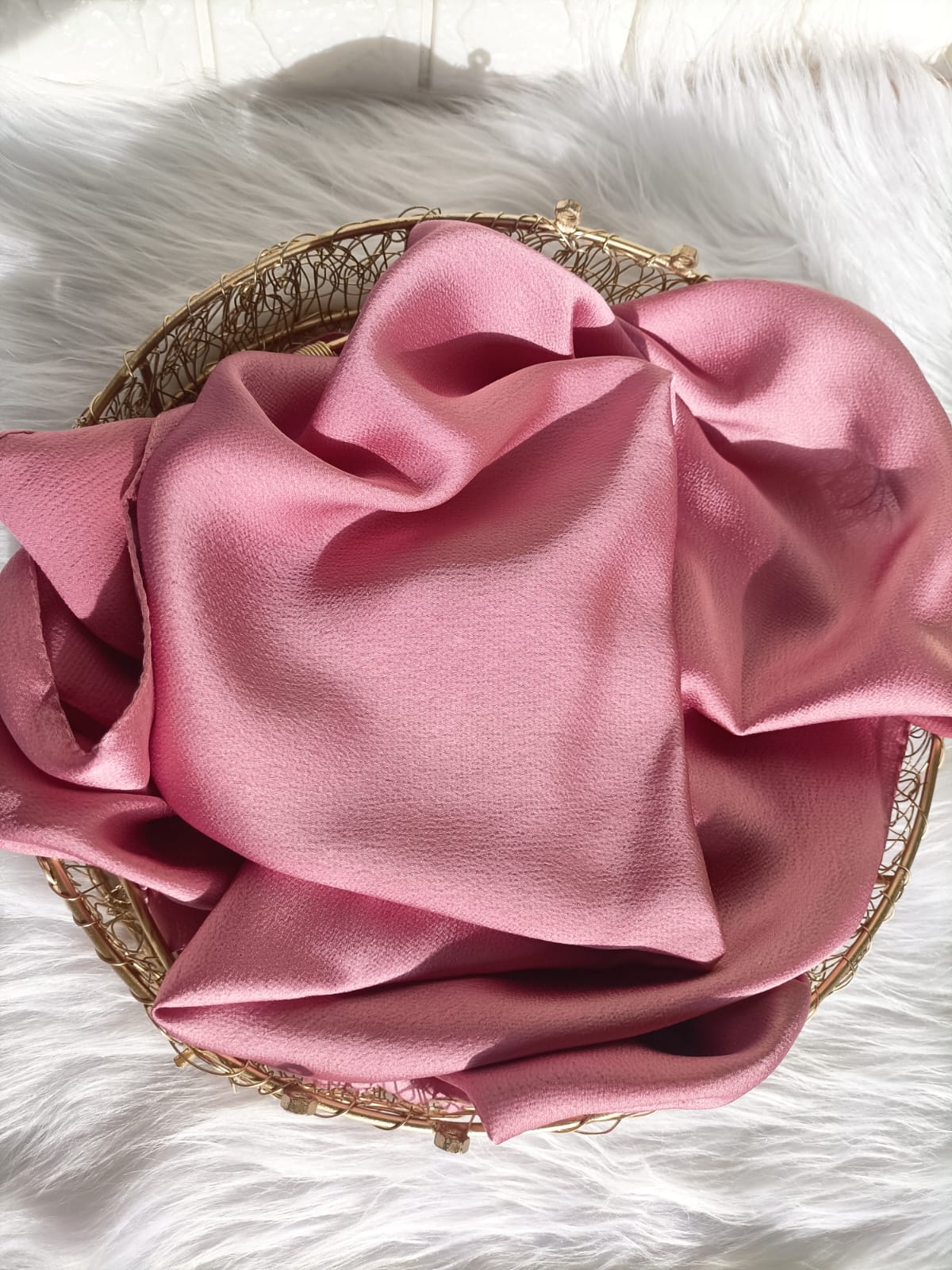 PINK BUBBLE SATIN HIJAB