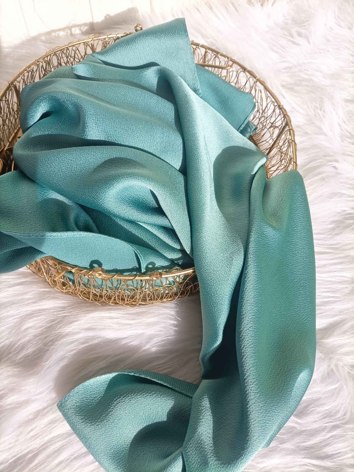 JADE BUBBLE SATIN HIJAB