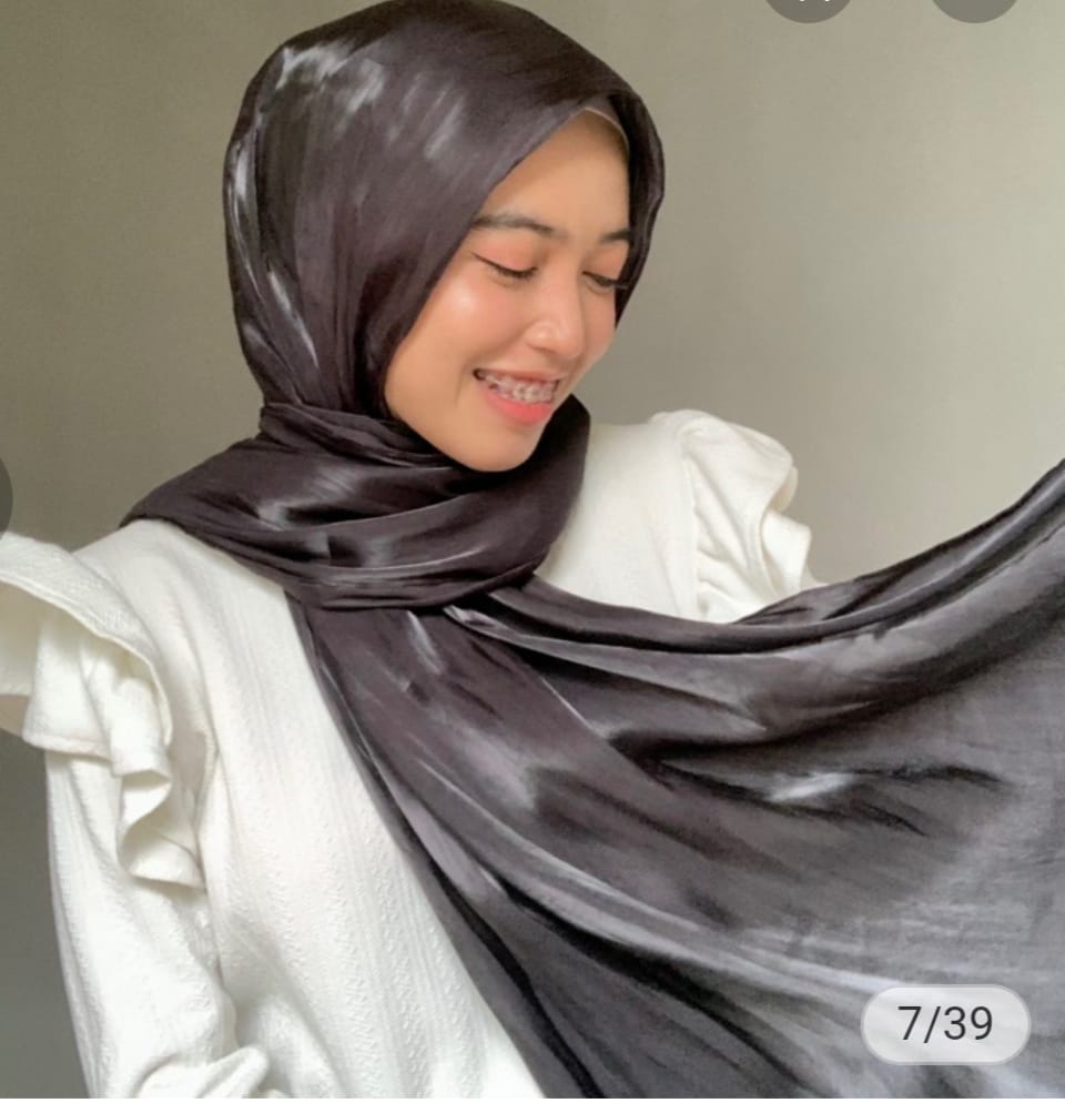 BLACK ORGANZA HIJAB