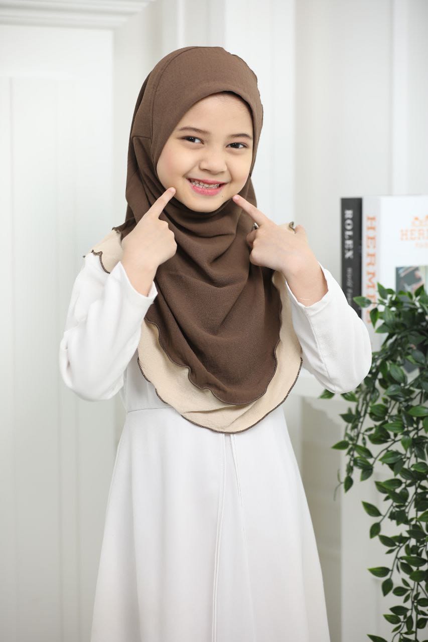 D BROWN ELIZHA SCARF