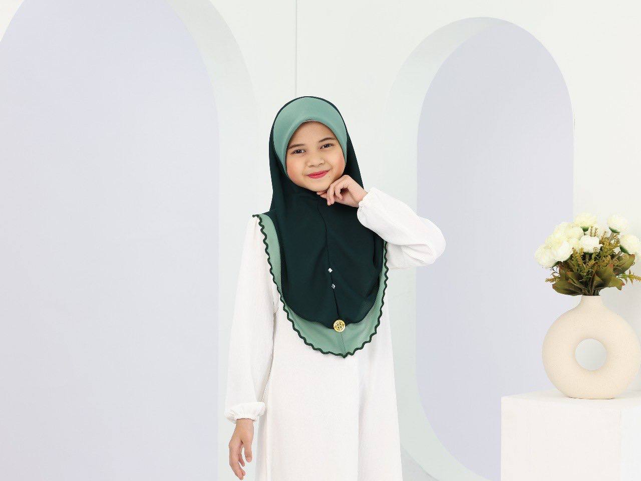 D GREEN CELINA KIDS SCARF