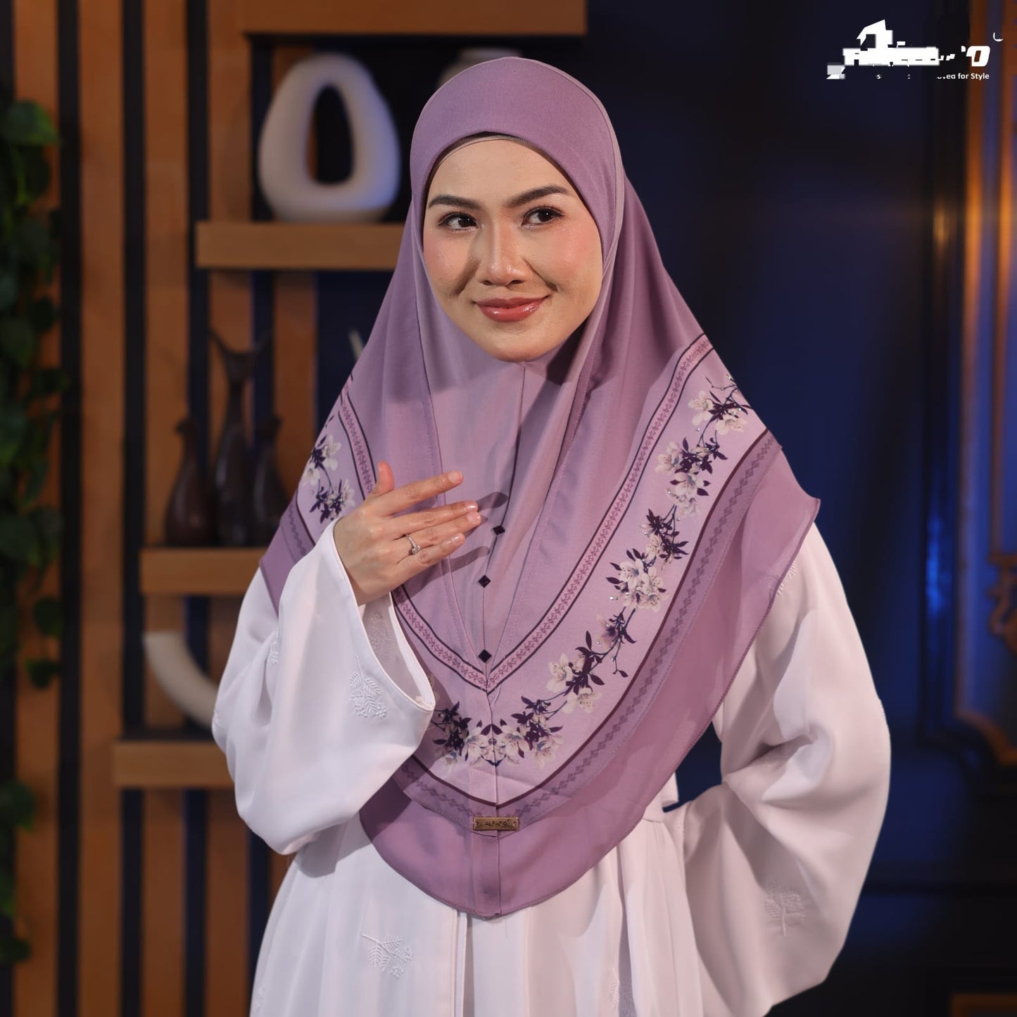 LILAC NORA ADULT SCARF
