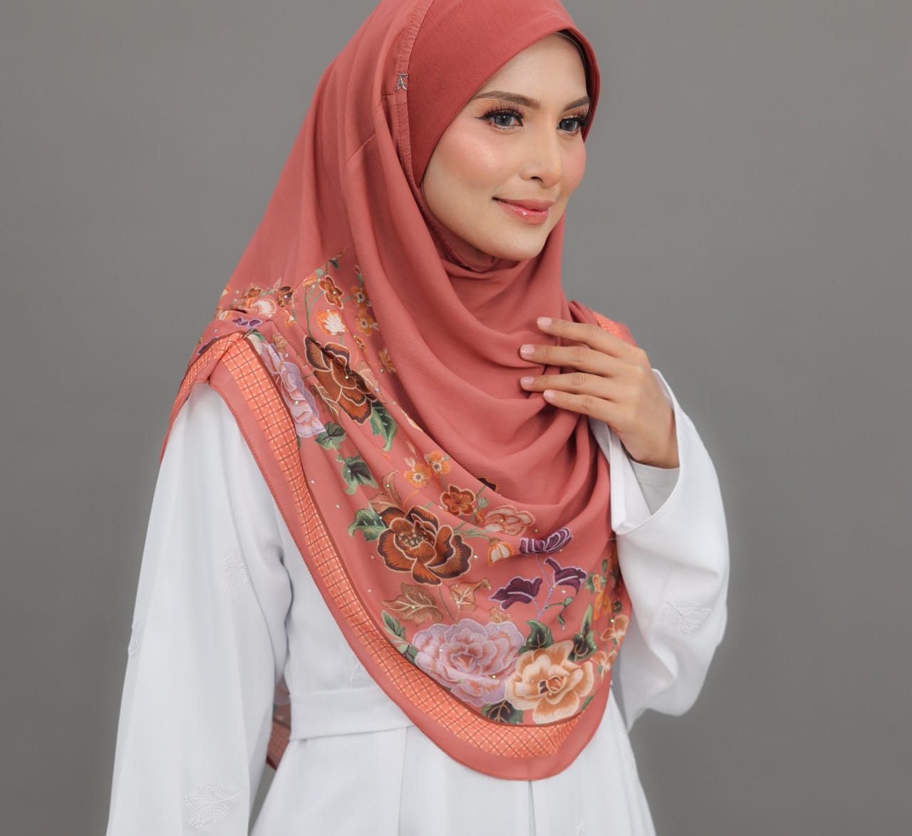 BRICK RANIA SCARF