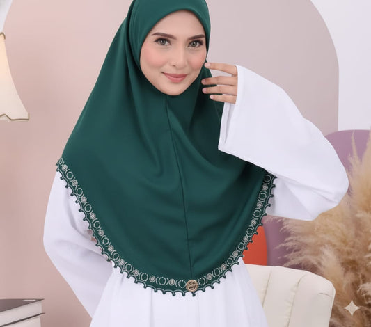 GREEN MAVISHA SCARF