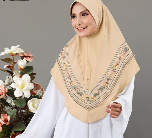 GOLDEN NORA ADULT SCARF