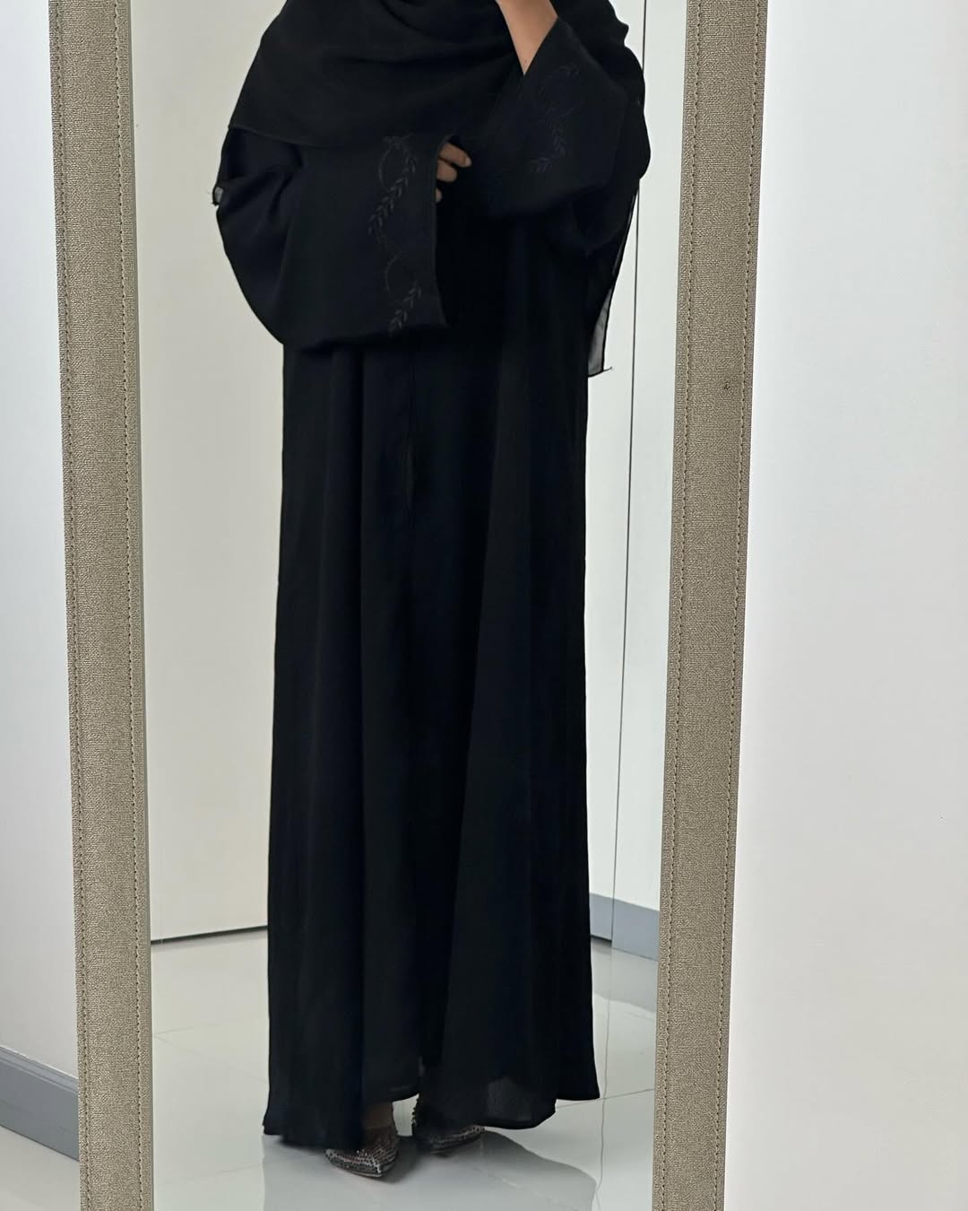 DANA EMBRIODERY ABAYA