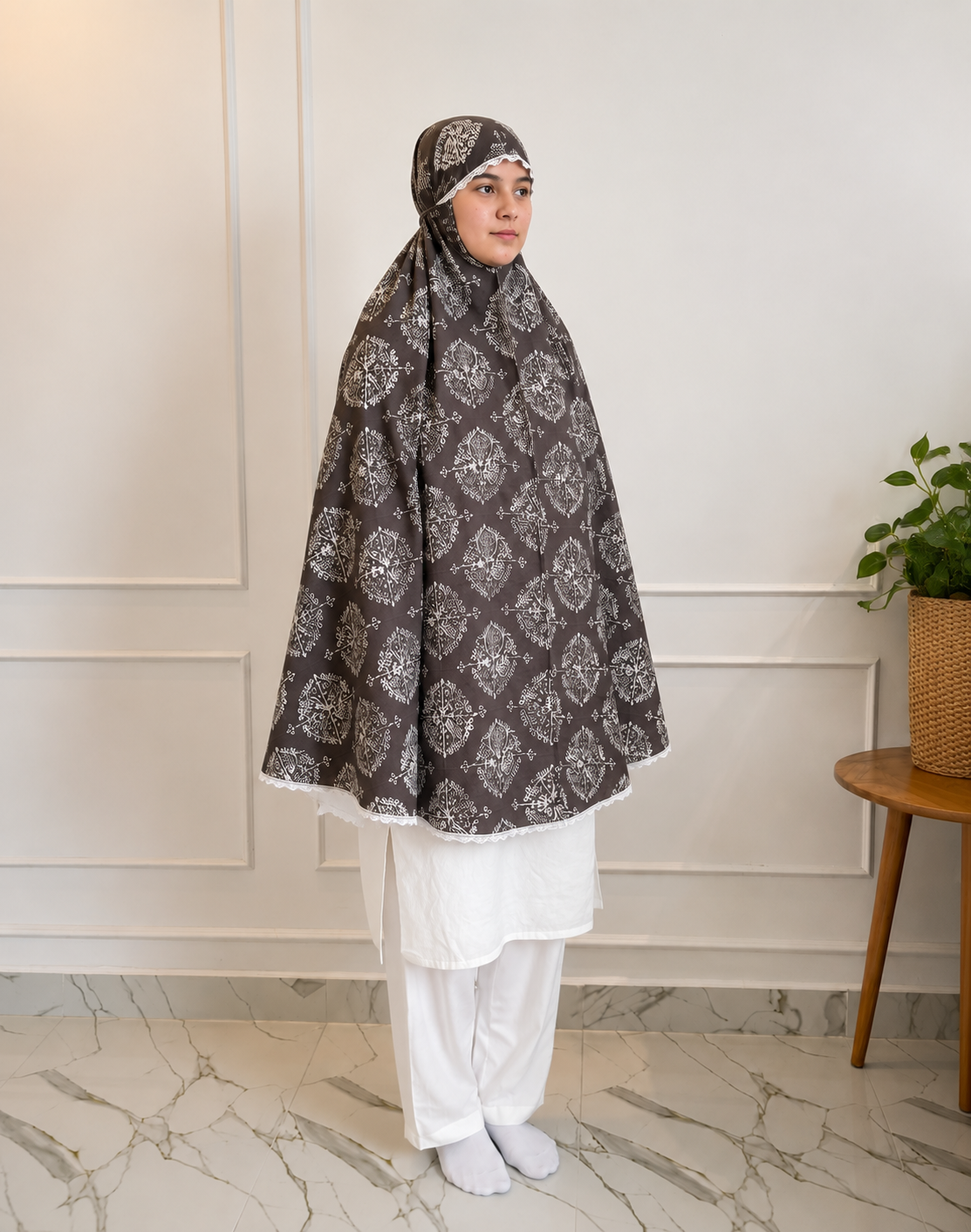 BLACK NAMAZ MAKHNA