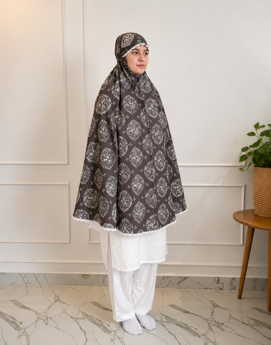 BLACK NAMAZ MAKHNA