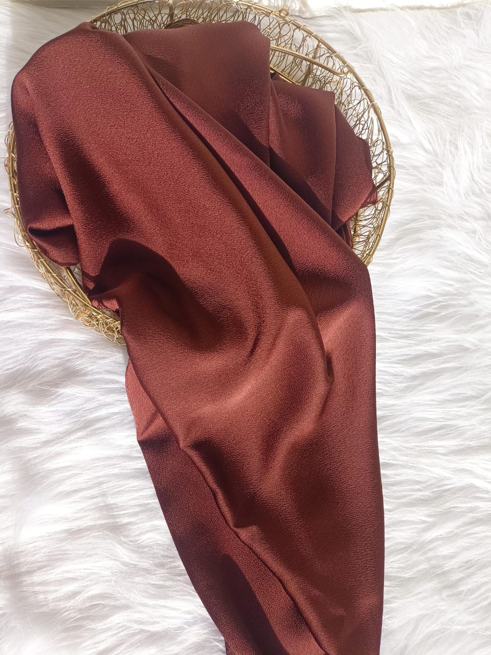 BROWN BUBBLE SATIN HIJAB