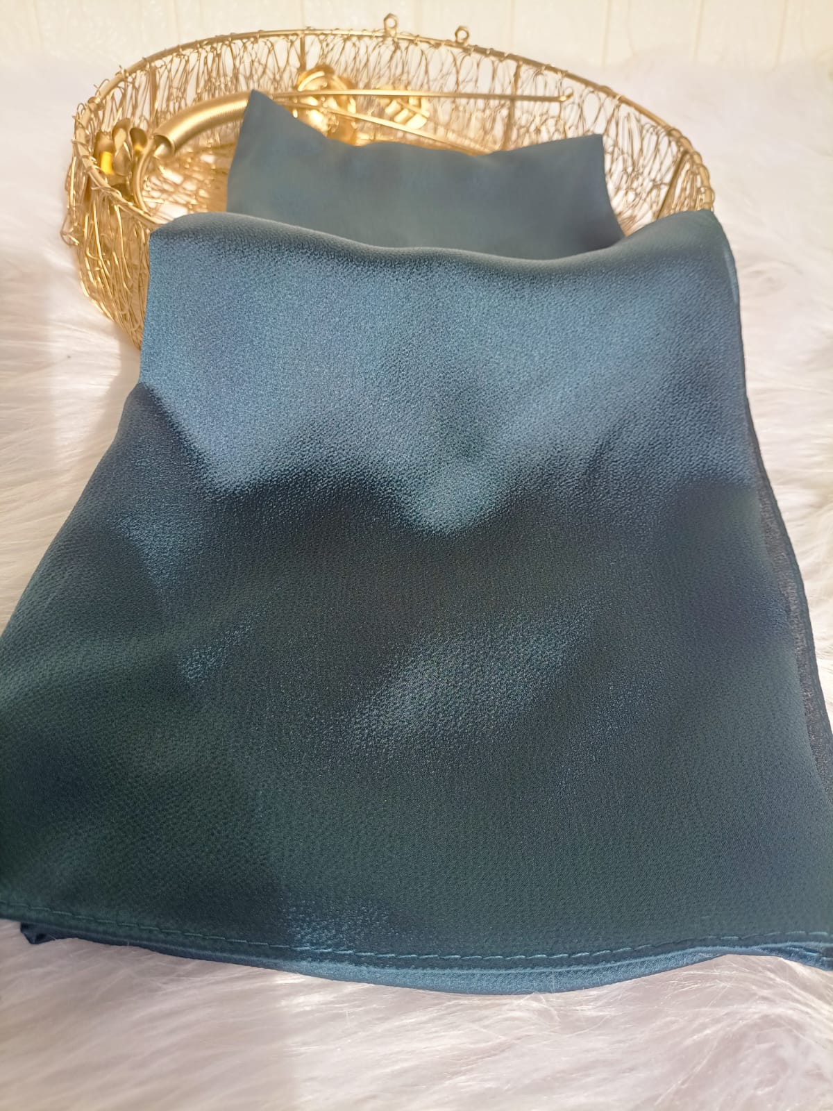 TEAL BUBBLE SATIN HIJAB