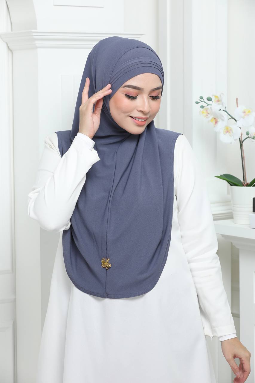 GREY RANIA CAP&SCARF