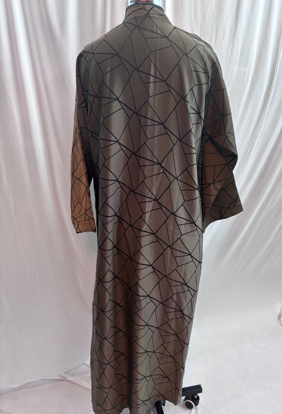 BEIGE JAQUARD ABAYA