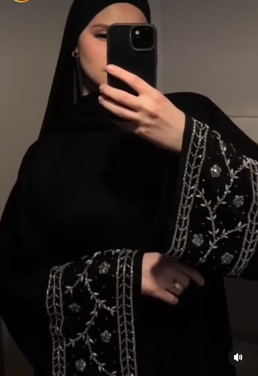 ELINA HANDWORK  ABAYA