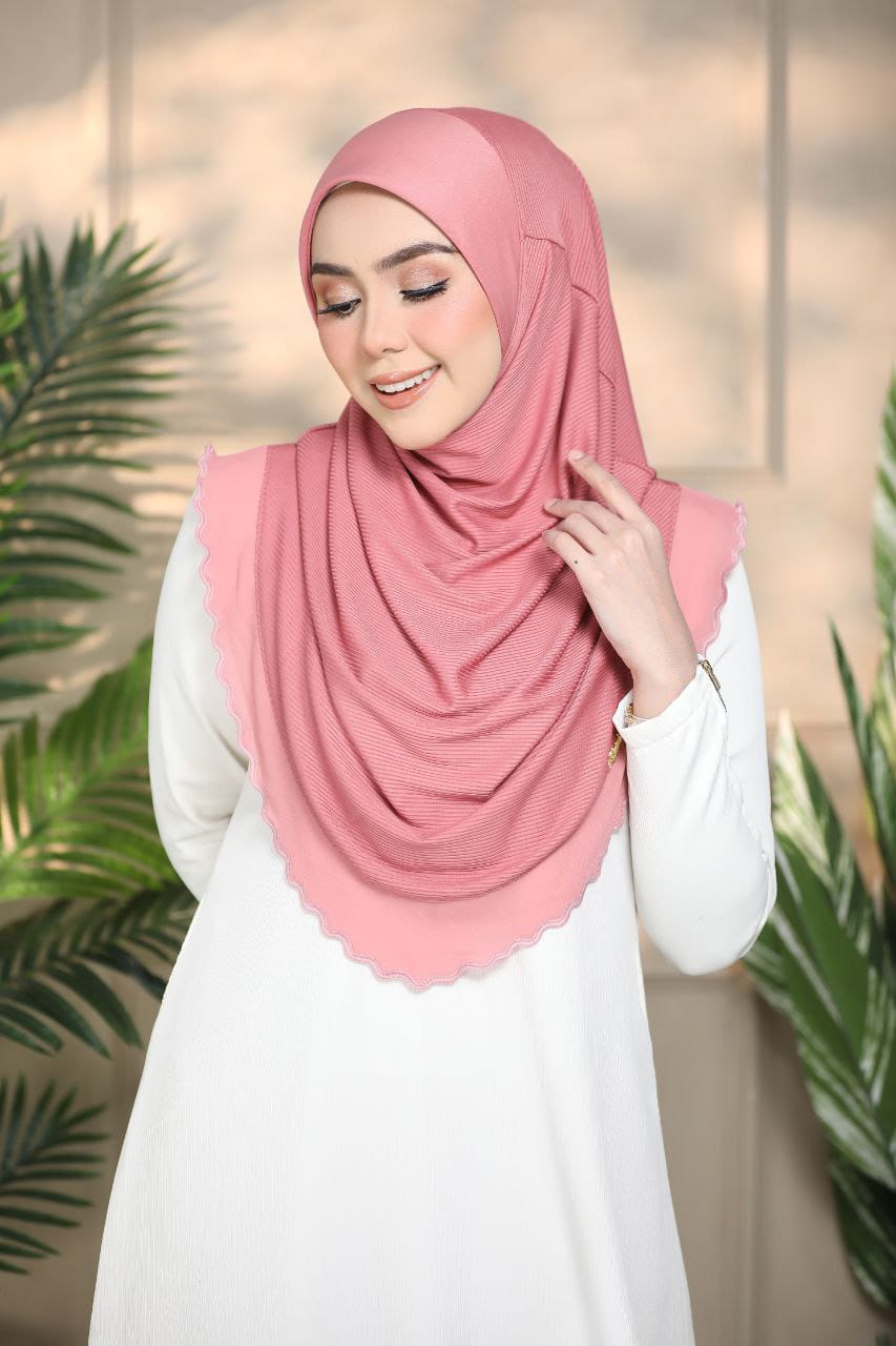 BLUSH YUSRA SCARF