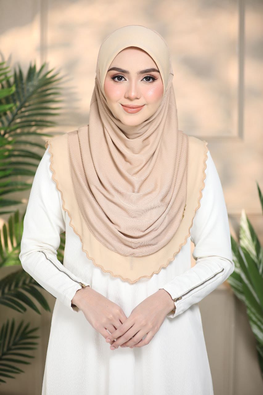 BEIGE YUSRA SCARF