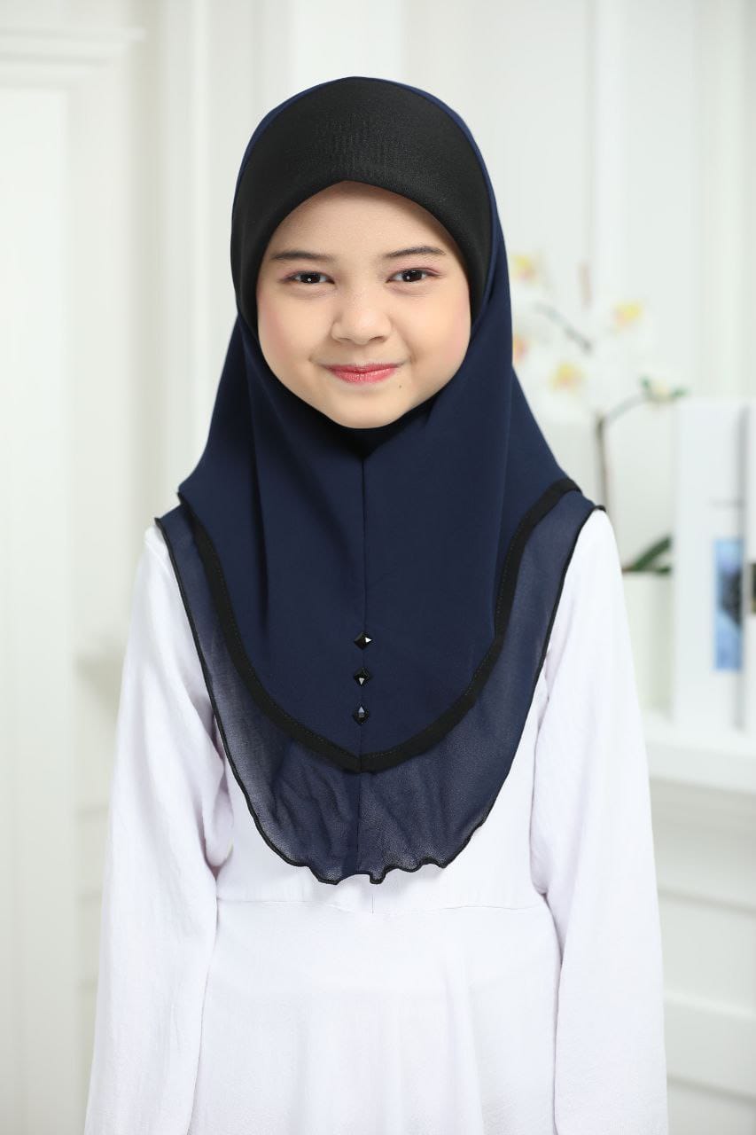 NAVY ZEINA SCARF