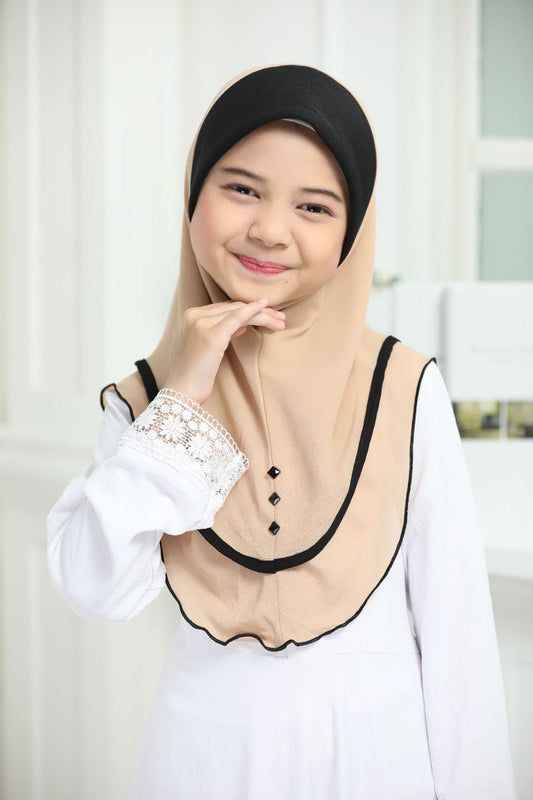 CREAM ZEINA SCARF