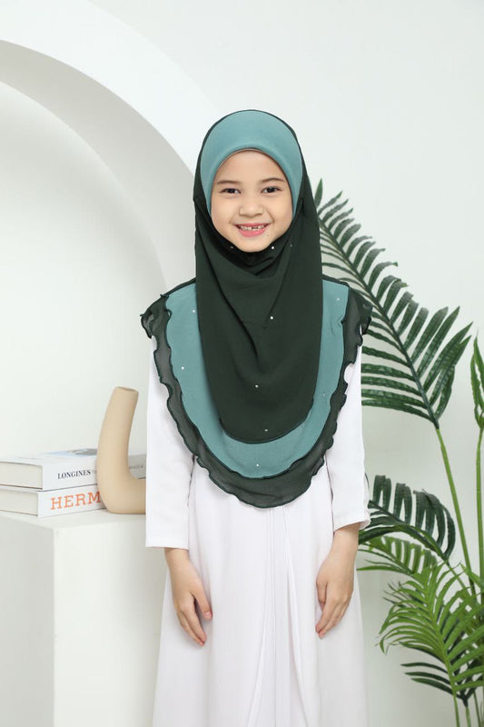 GREEN MAHNOOR KIDS SCARF