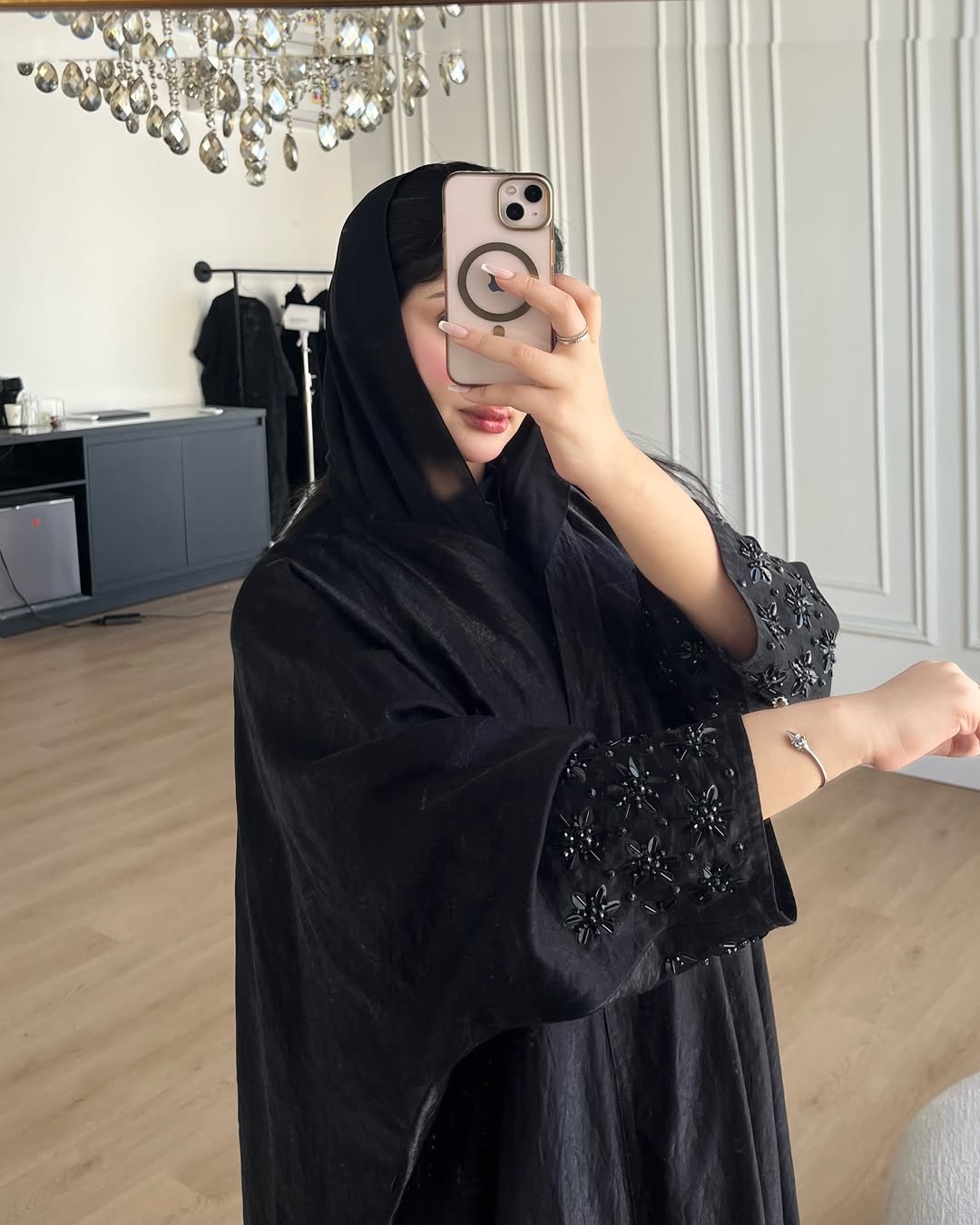 ZAHRA HANDWORK ABAYA