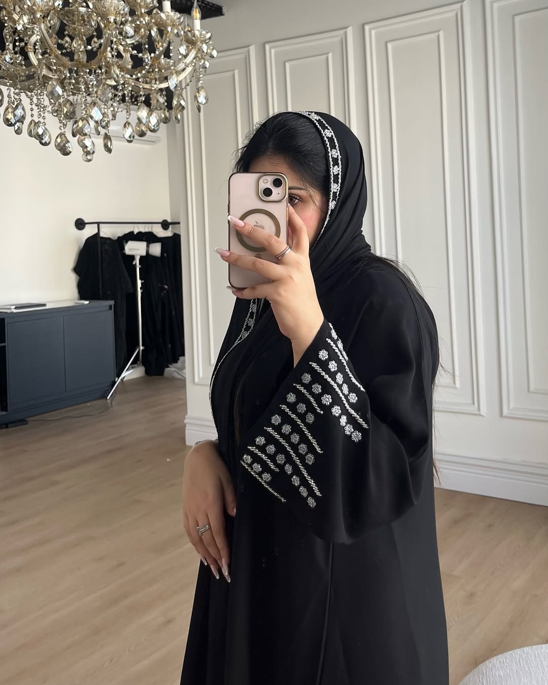 ZAHRA HANDWORK ABAYA