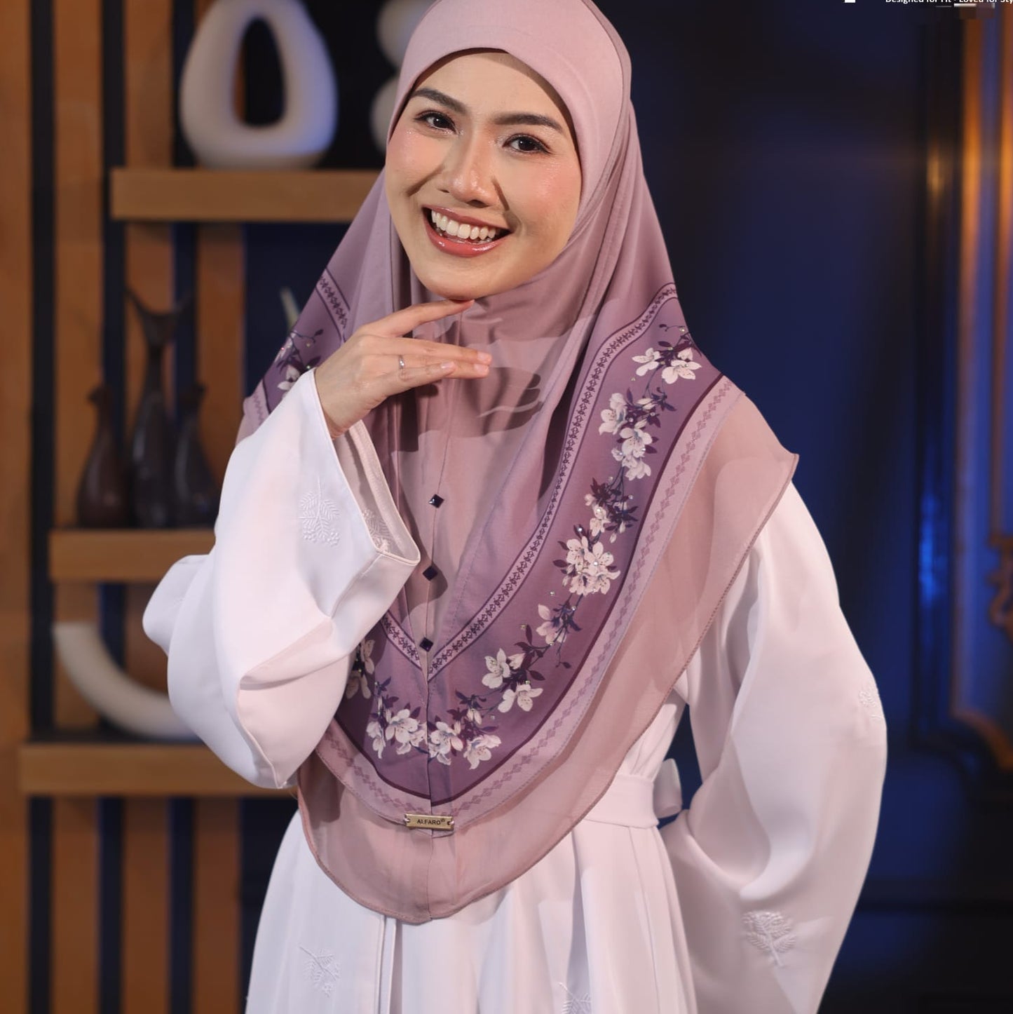 B.PINK NORA ADULT SCARF