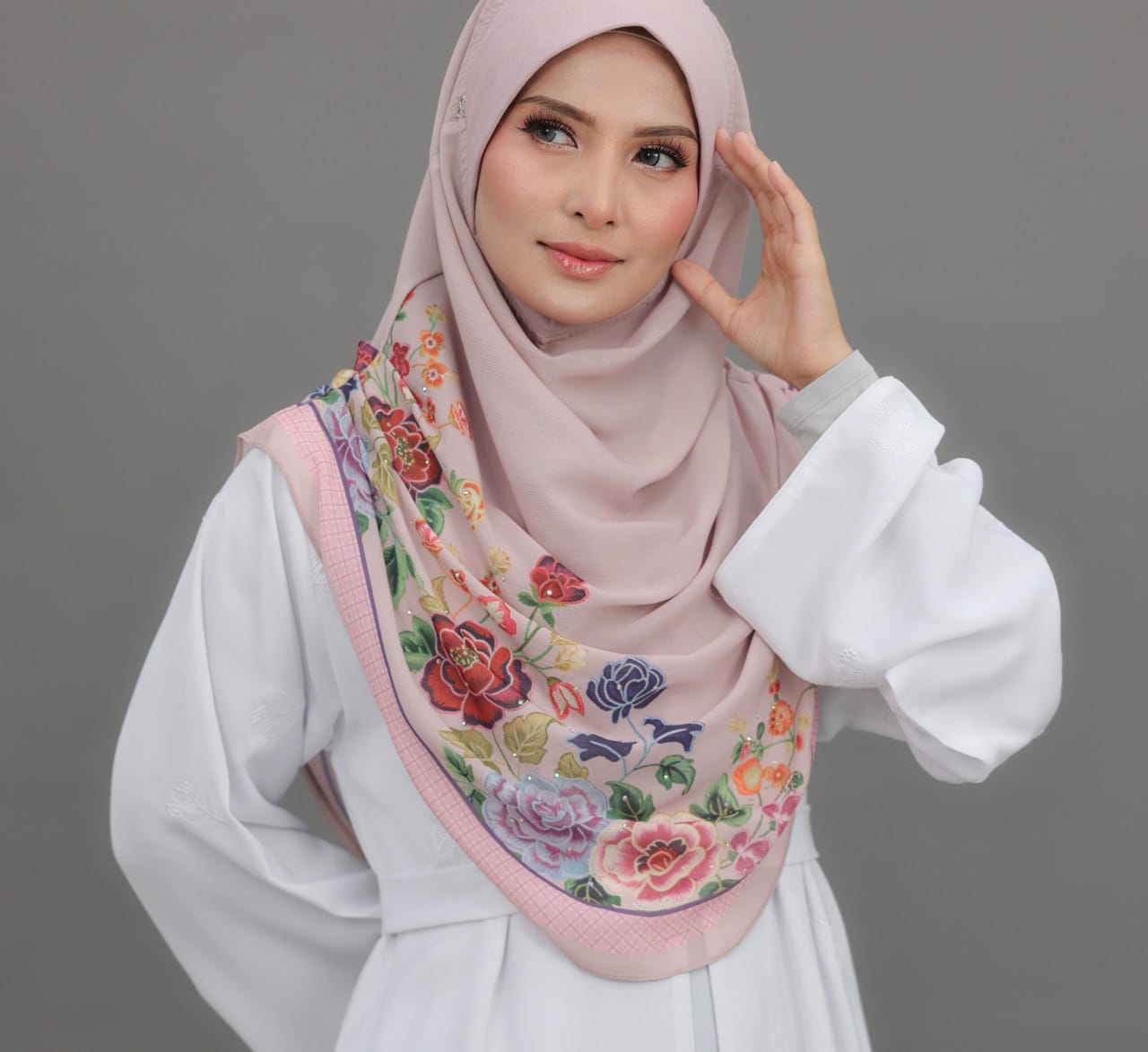 BABY PINK RANIA SCARF