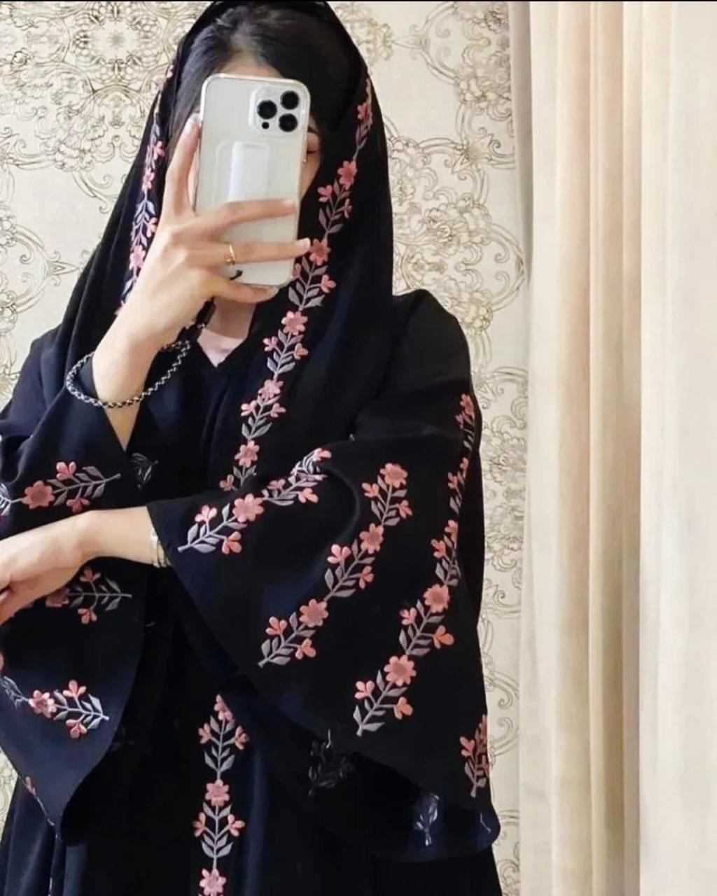 AIZA EMBRIODERY ABAYA