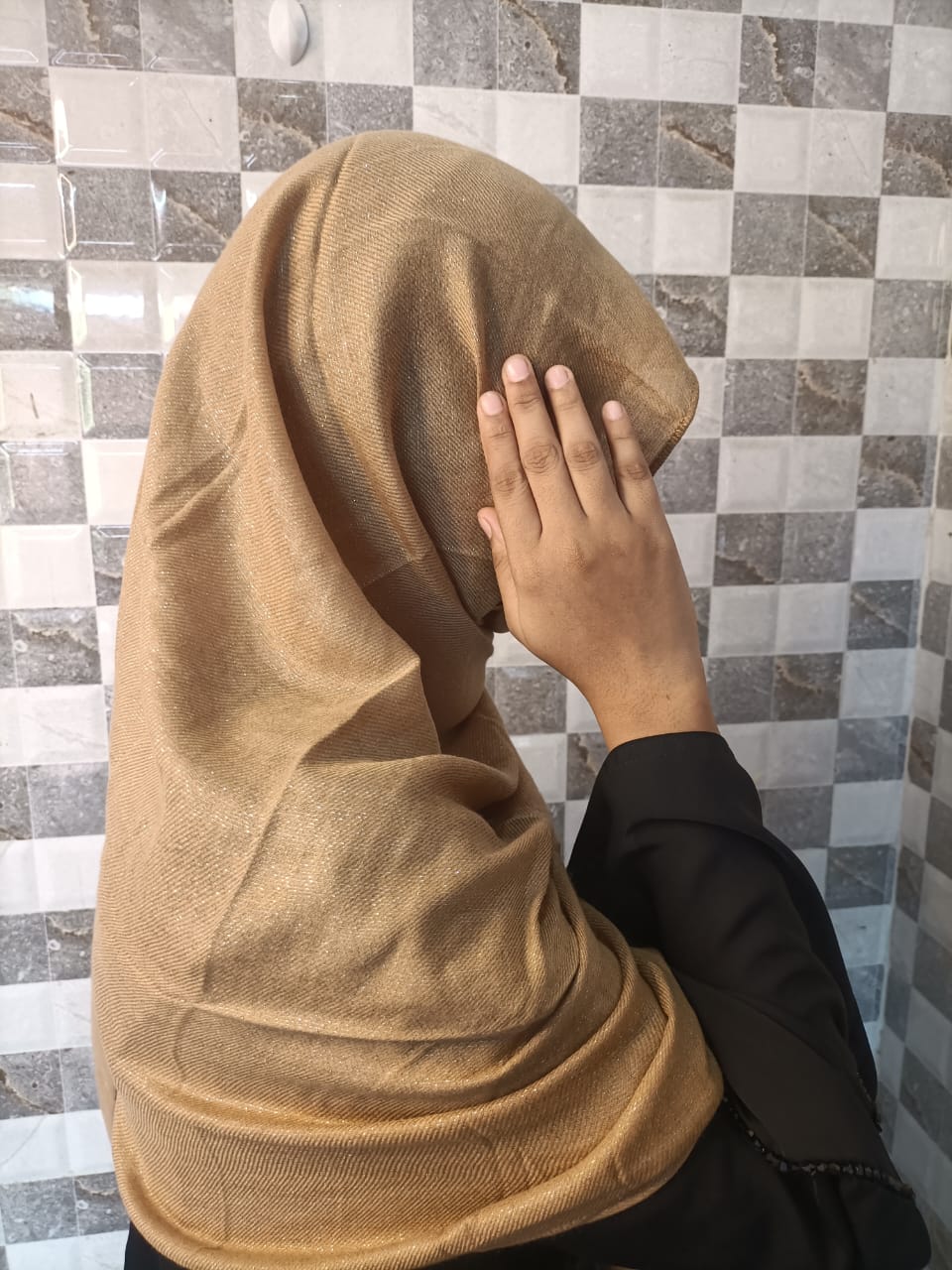 GOLDEN MARIAM SHIMMER HIJAB